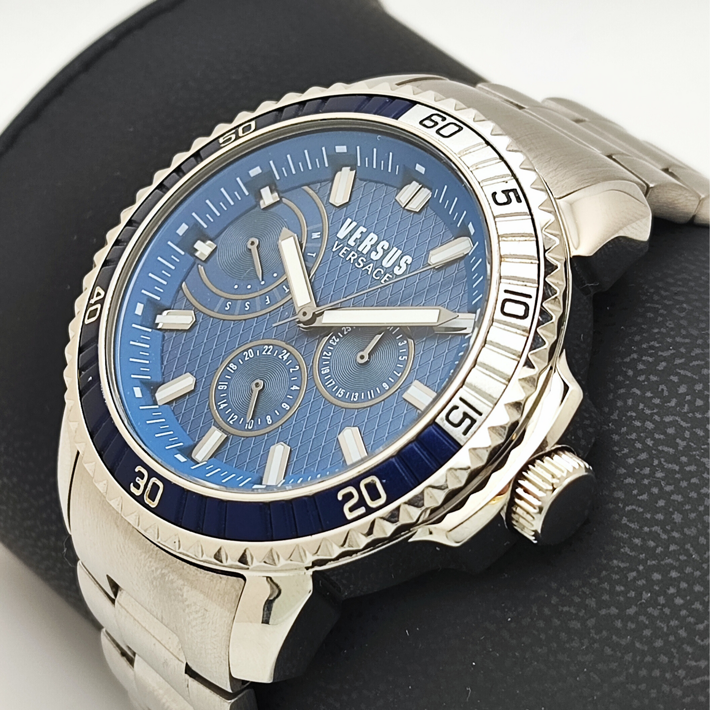 Versace Versus Aberdeen Extension - VSPL0619 - Men's Watch - PREOWNED