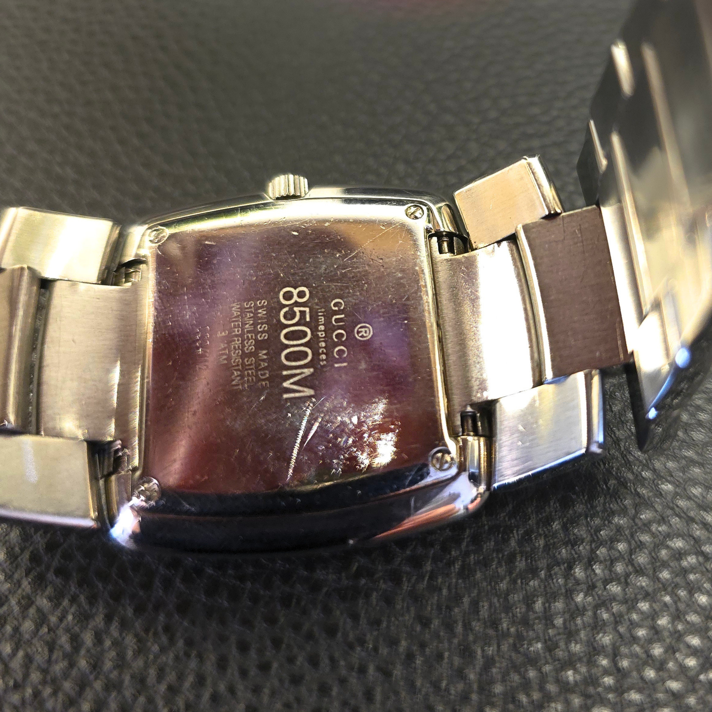 Gucci 8500M Men's Watch - Ladie's Watch - Unisex - Swiss Made - Vintage Watch - PREOWNED