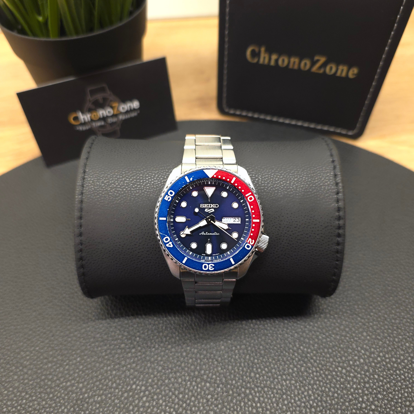 Seiko 5 Sports - Men's Watch - Automatic -  SRPD53K1 - PREOWNED