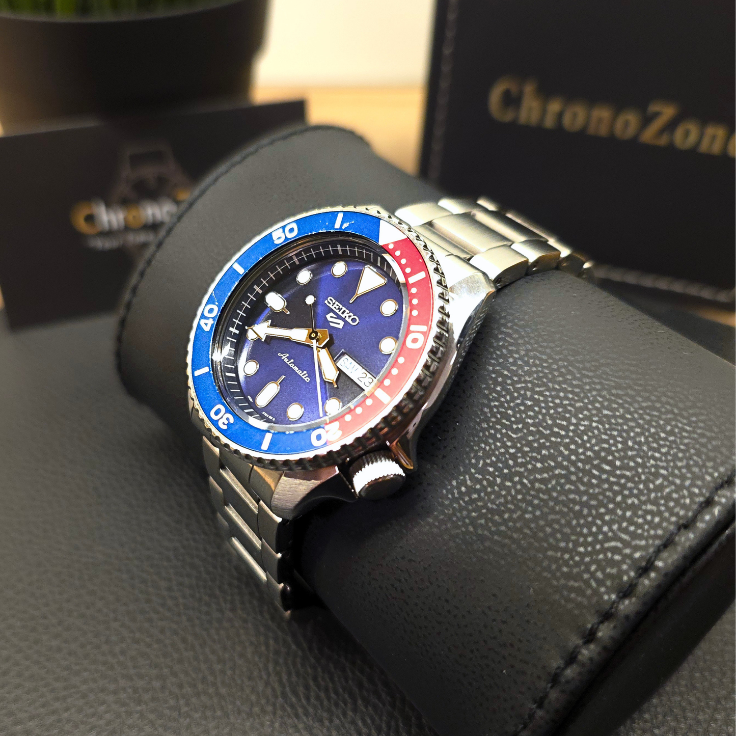 Seiko 5 Sports - Men's Watch - Automatic -  SRPD53K1 - PREOWNED