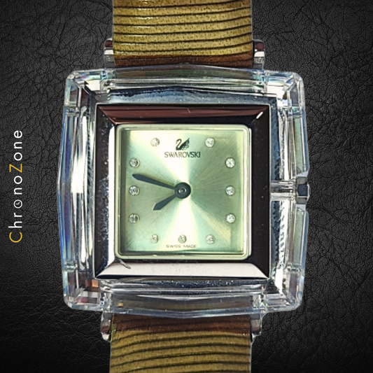 Armbanduhr Swarovski Crystal Square mit gläserner Lünette und Echtlederarmband - Damenuhr - Swiss Made